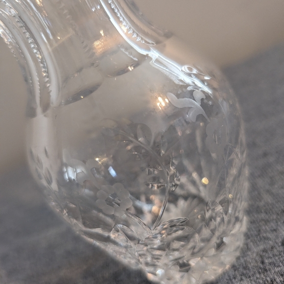 Rogaska Gallia 5 3/4 inch Crystal Vase, Etched - Picture 4 of 4